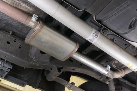 19-25 Silverado / Sierra 1500 4.8L/5.3L Single Exit Tunes &amp; Tip Muffler Replacement Exhaust Kit Violator Muffler Black Tip SGT32VB PYPES