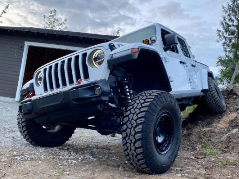 Jeep Gladiator 1.5 Inch Premium Lift Kit 2020+, JT Clayton Off Road