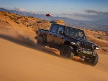 Shock Absorber 20-On Jeep Gladiator JT Gladiator Rear Internal Bypass 3.0 Series Piggy-Back 3.5-4.5 Inch Lift Dual Speed Compression Kit FOX